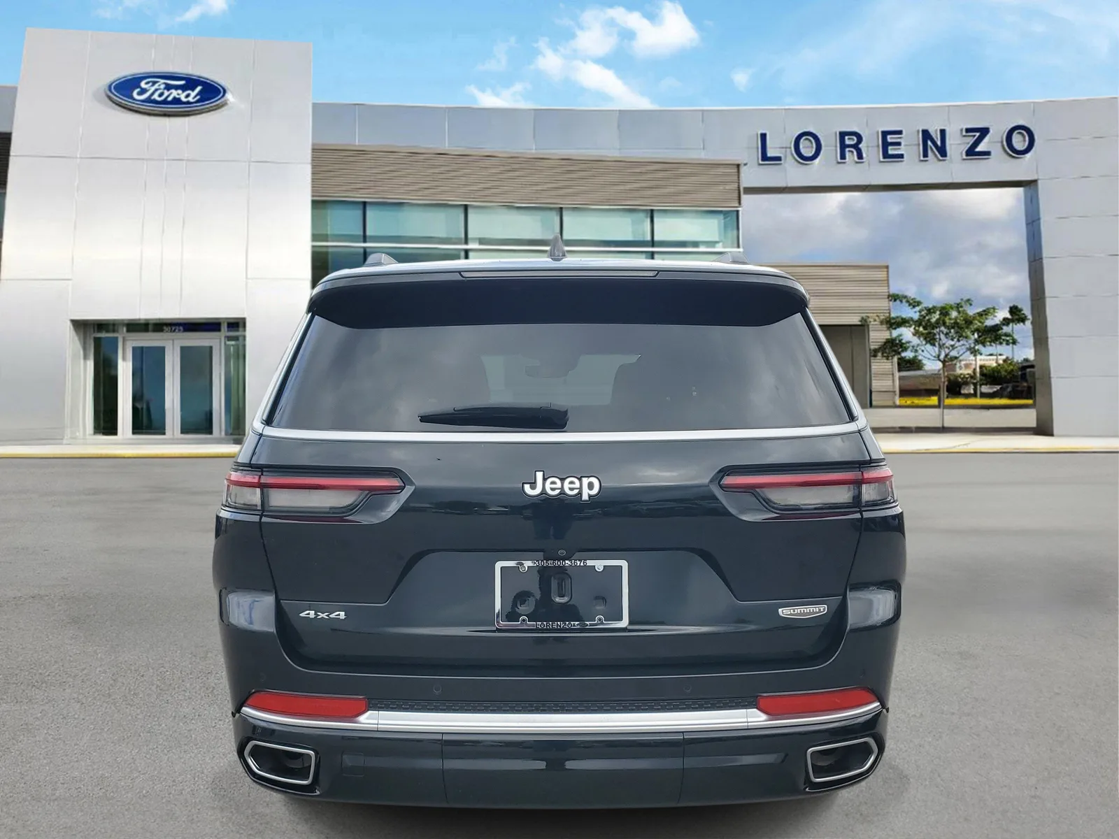 2024 Jeep Grand Cherokee L Summit Reserve 4WD photo 6