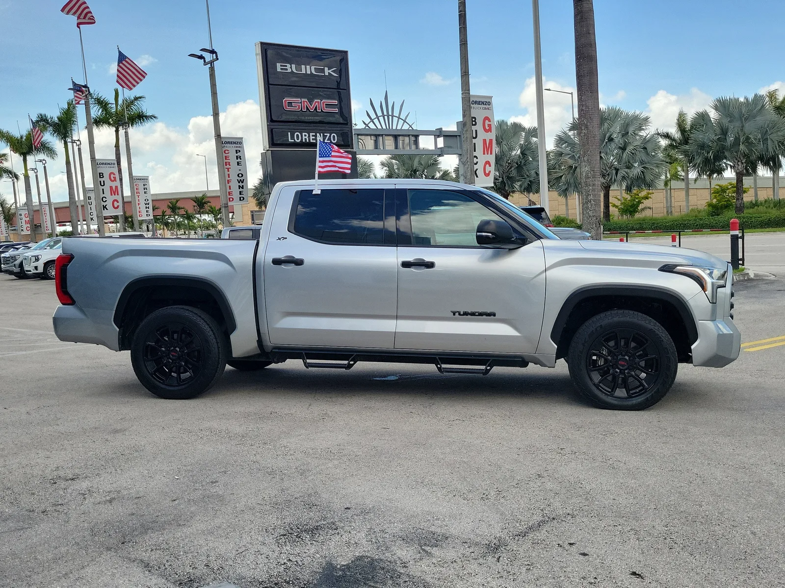 2022 Toyota Tundra 2WD SR5 photo 4