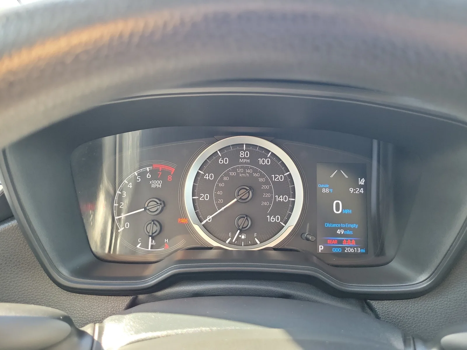 2022 Toyota Corolla LE photo 28