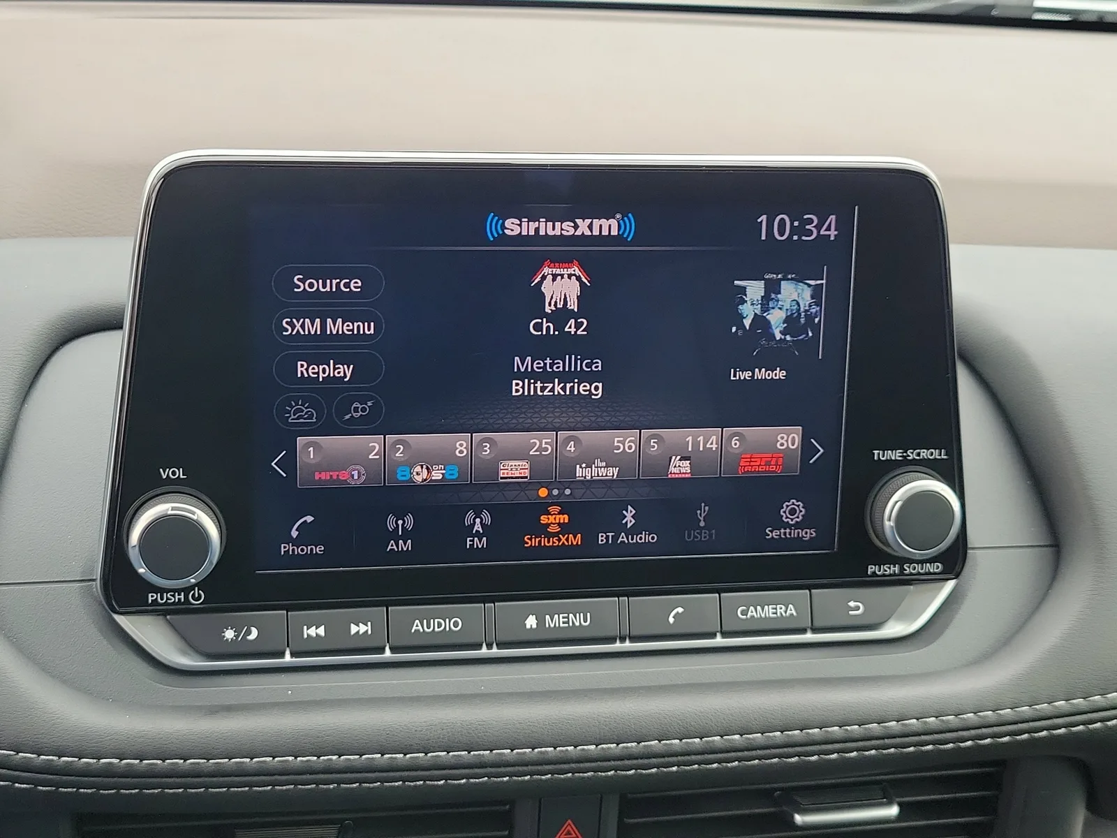 2023 Nissan Rogue SV photo 28