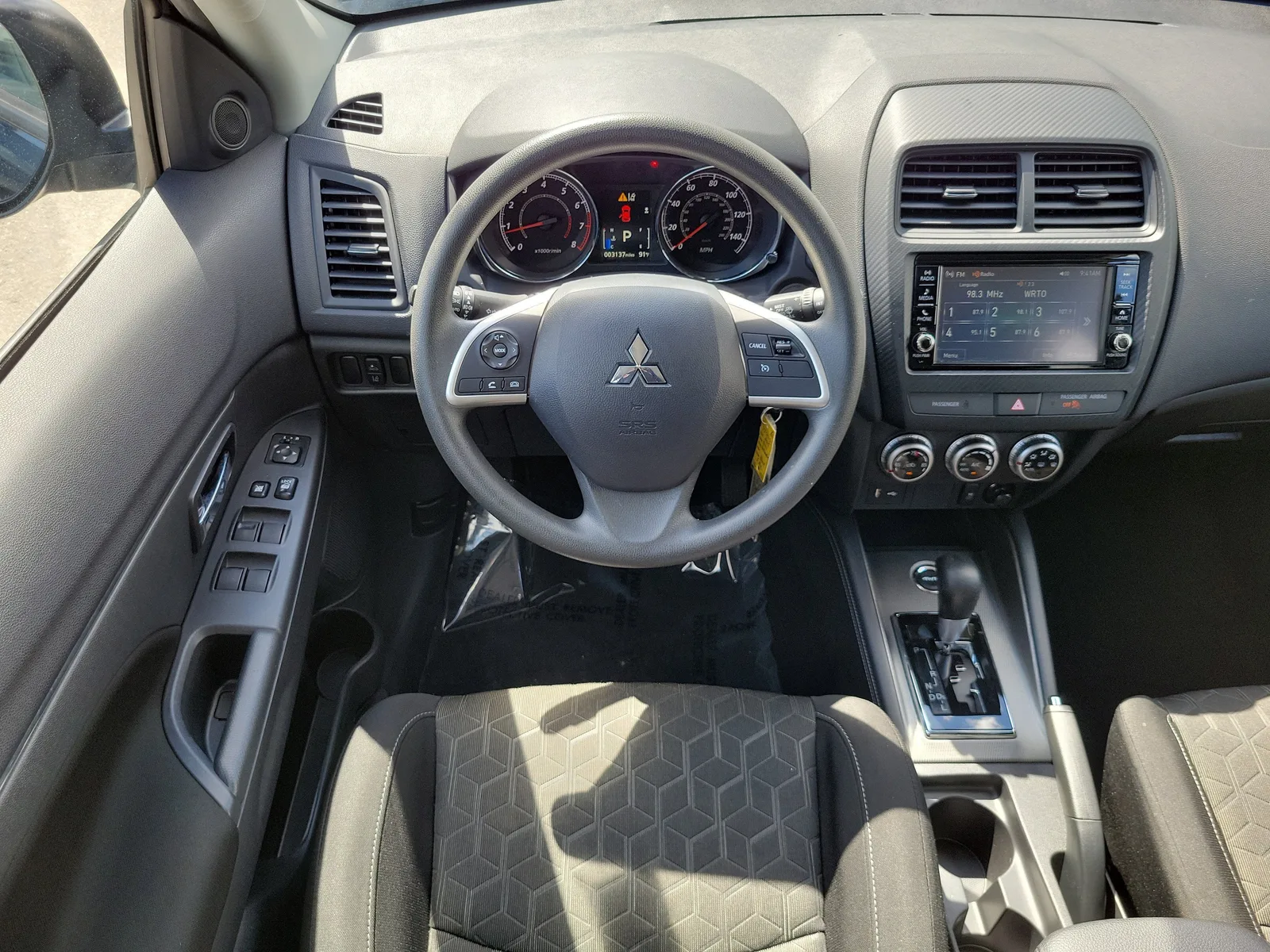 2025 Mitsubishi Outlander Sport ES 4WD photo 19