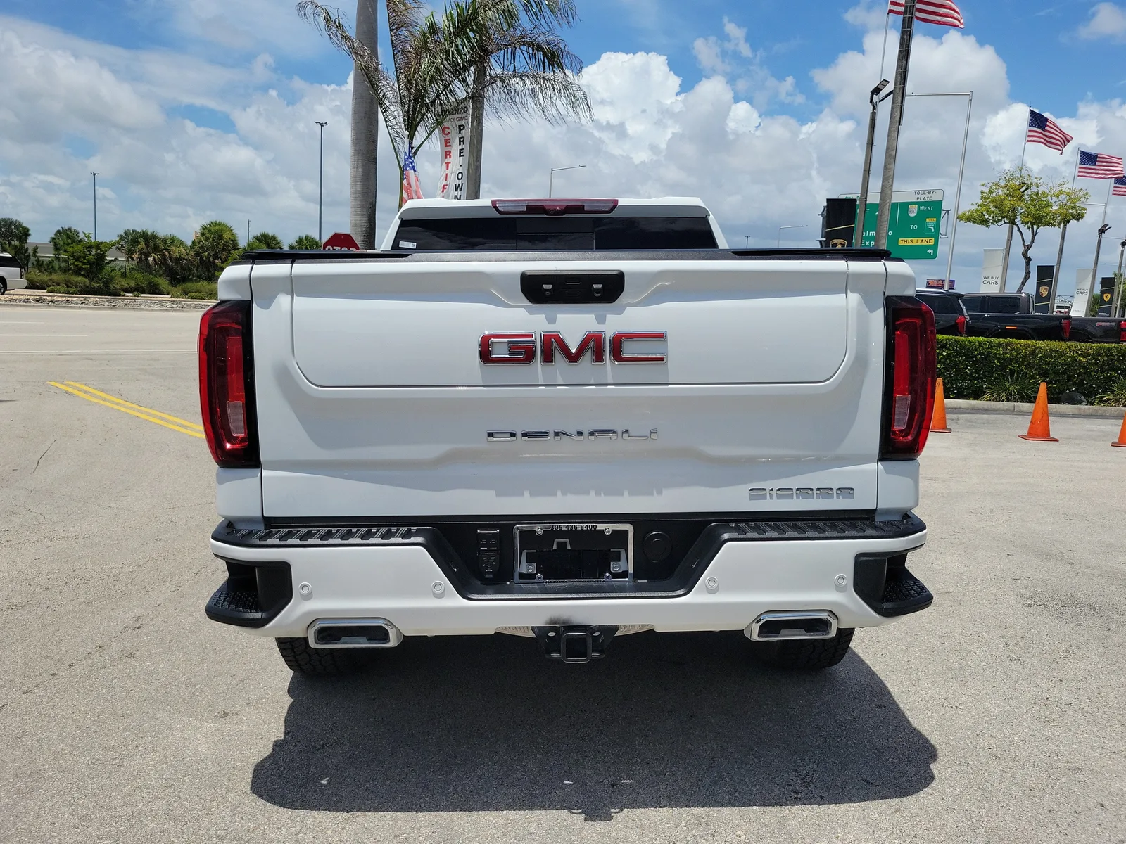 2024 GMC Sierra 1500 Denali photo 6