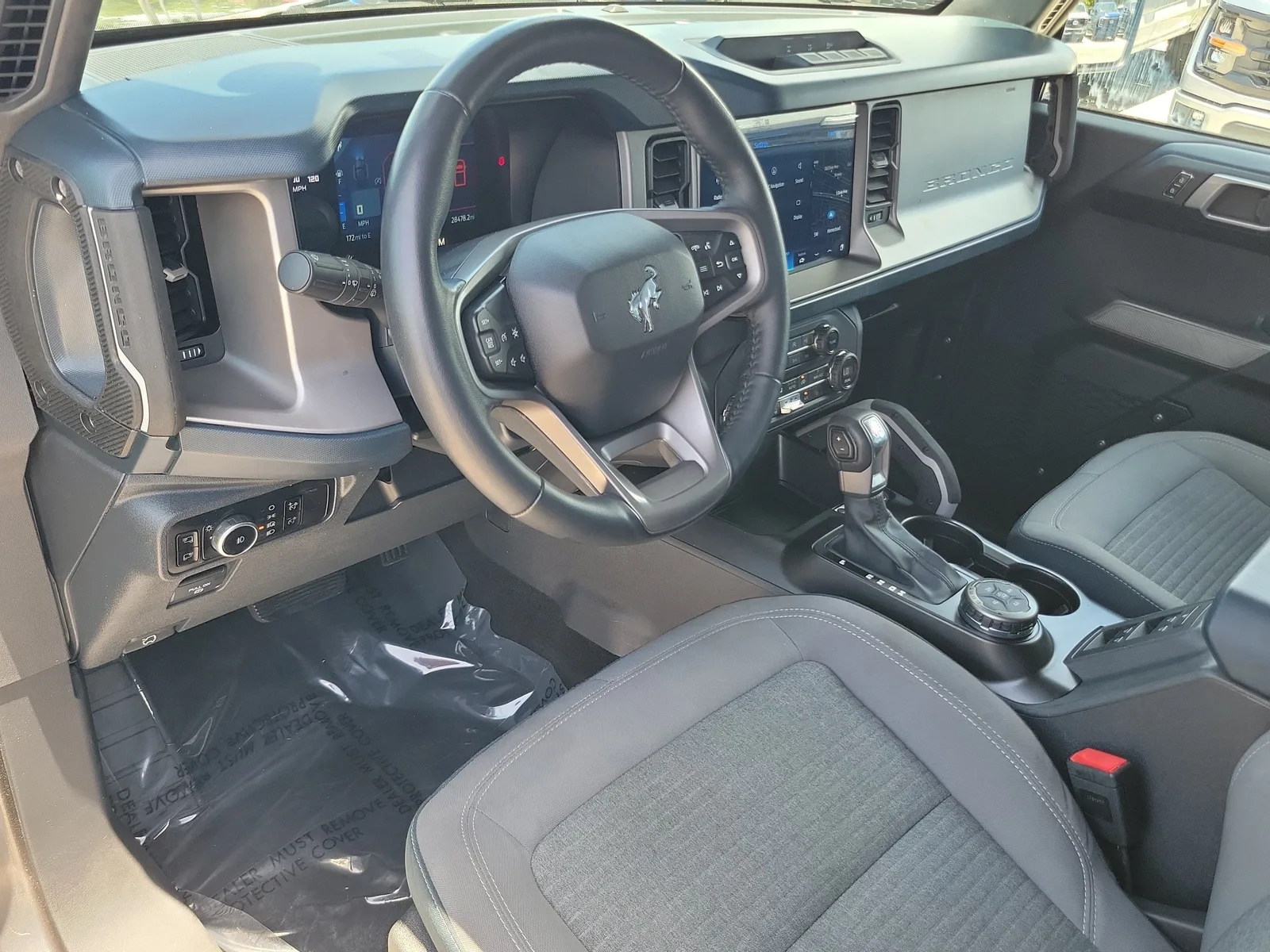2023 Ford Bronco Outer Banks 4WD photo 9