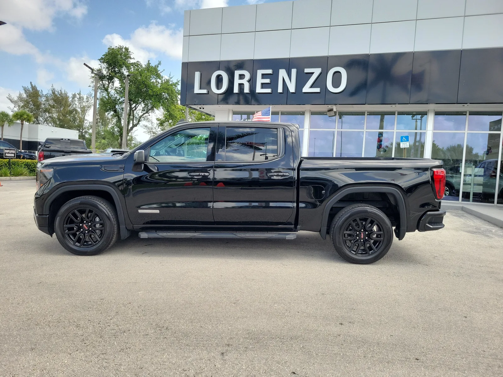 2023 GMC Sierra 1500 Elevation photo 8