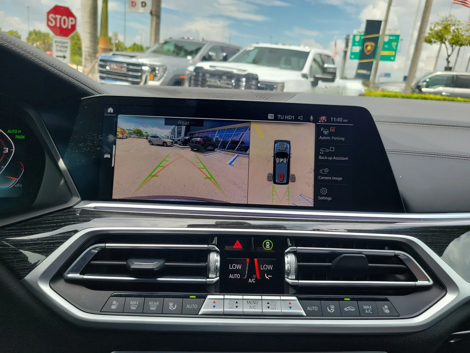 2022 BMW X7 M50i photo 30