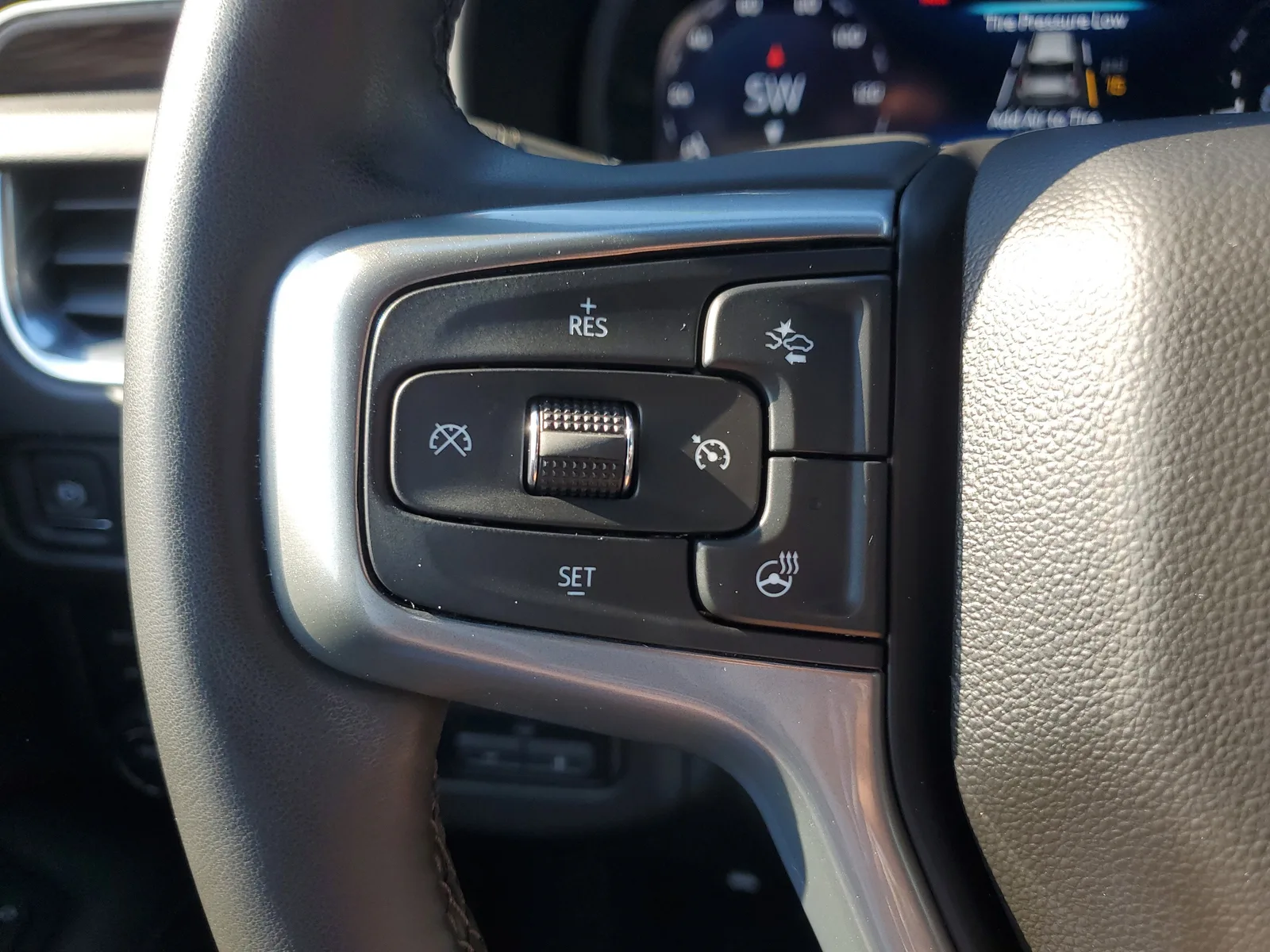 2023 Chevrolet Tahoe Z71 photo 24