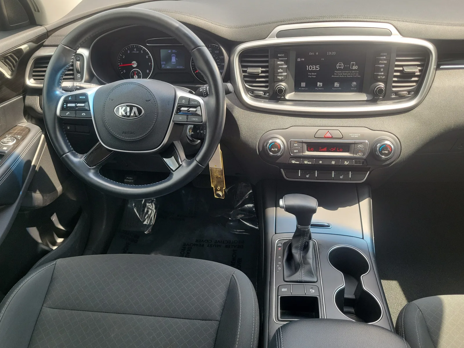 2020 Kia Sorento LX photo 19
