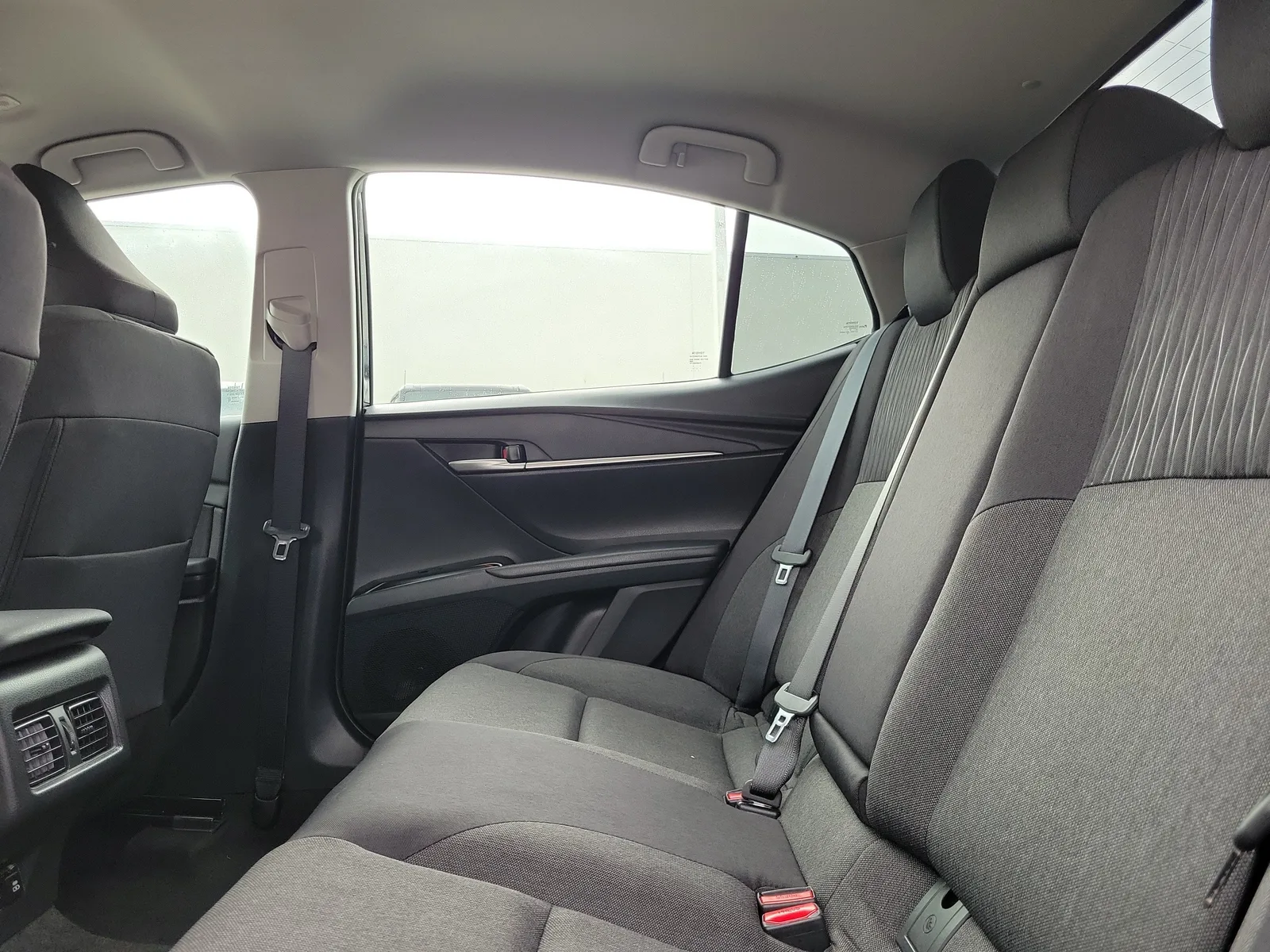2025 Toyota Camry LE photo 14