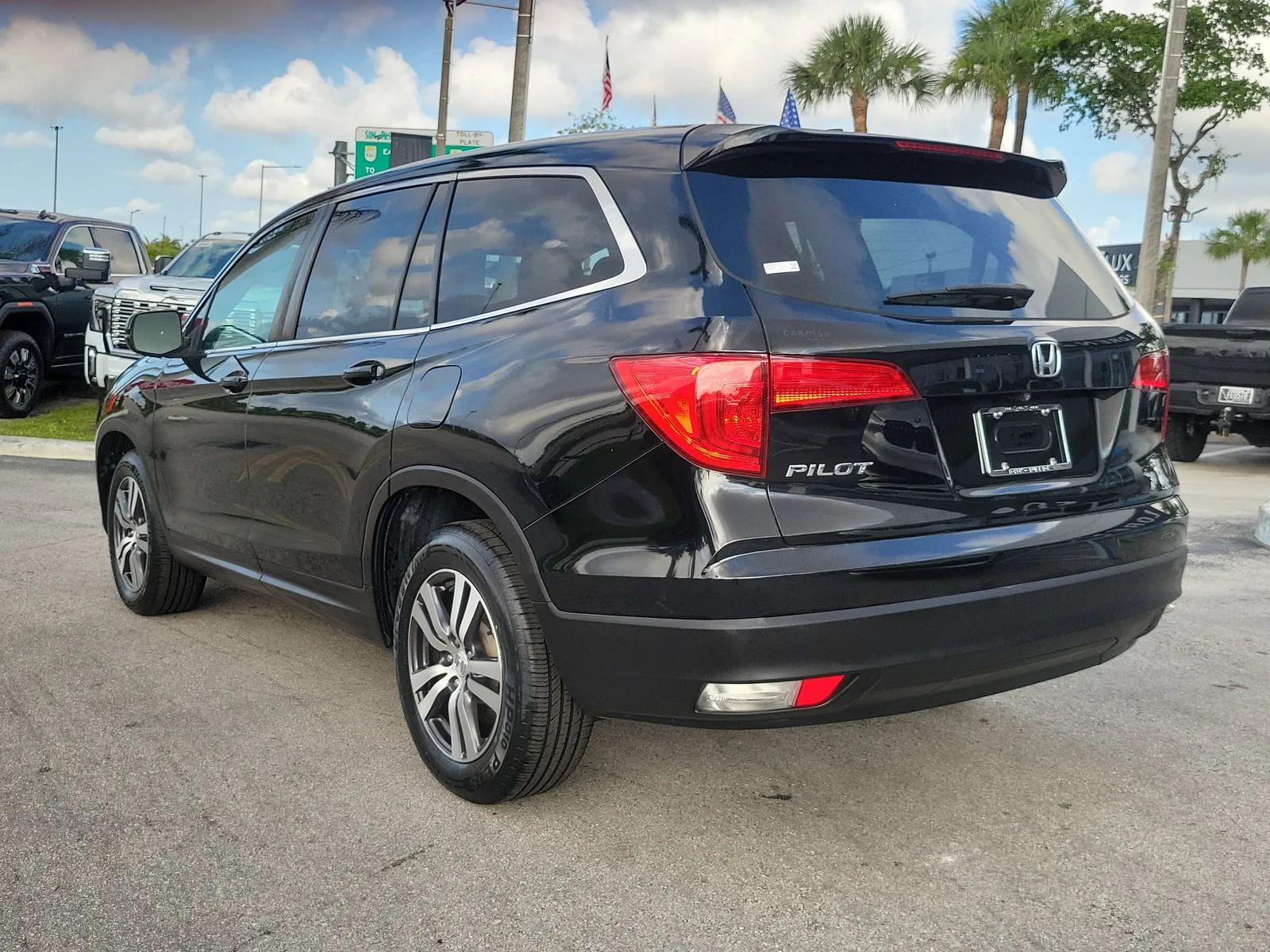 2018 Honda Pilot EX-L photo 7