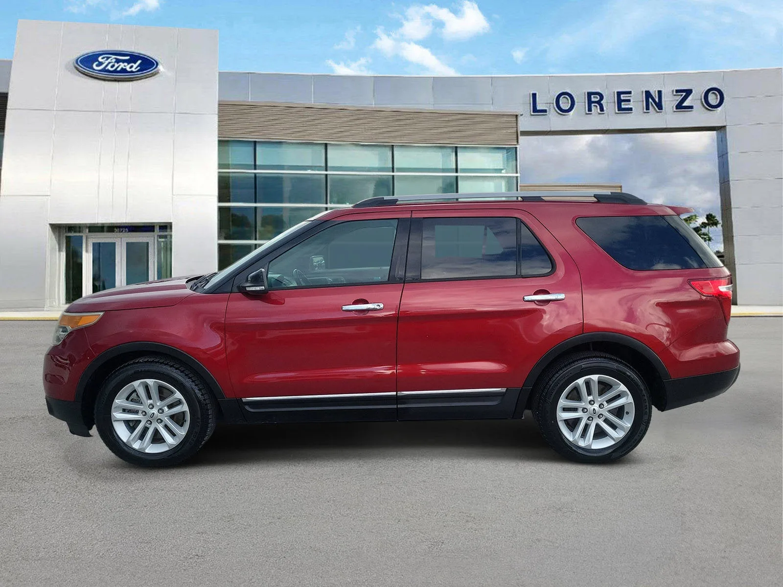 2014 Ford Explorer XLT photo 8