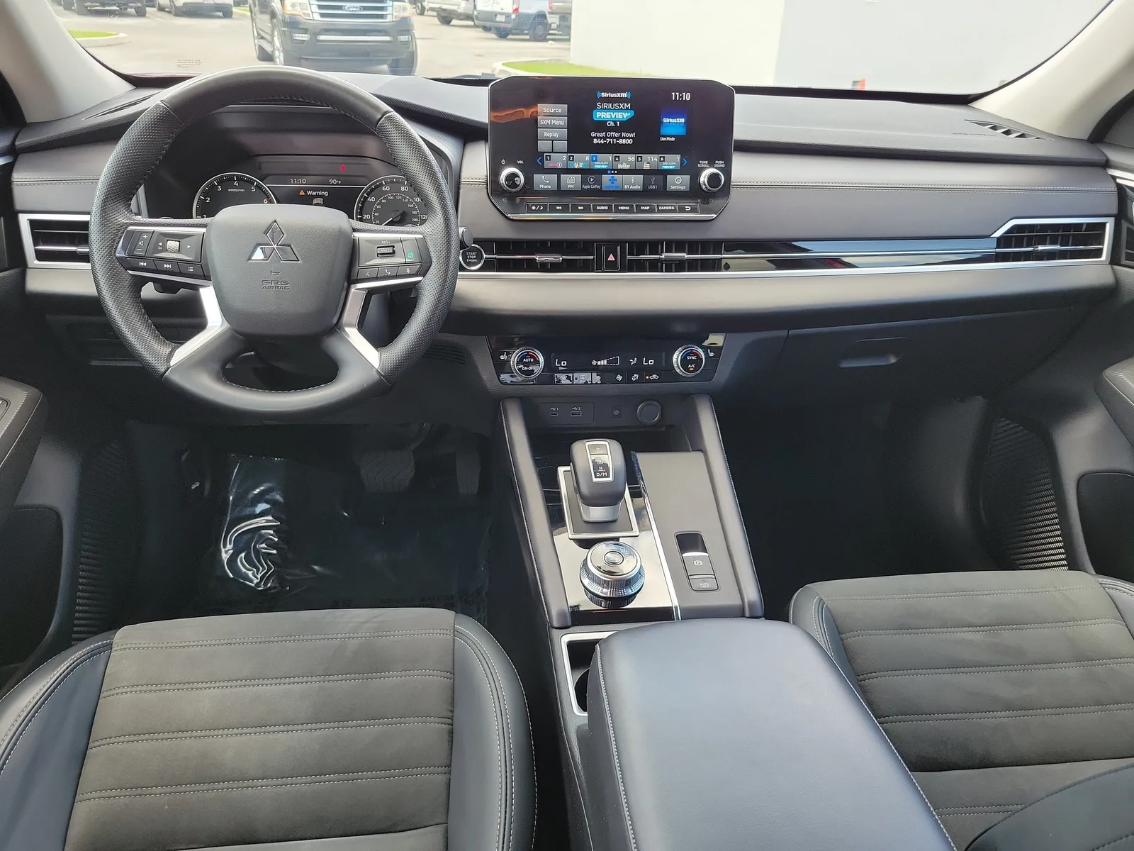 2024 Mitsubishi Outlander SE photo 17