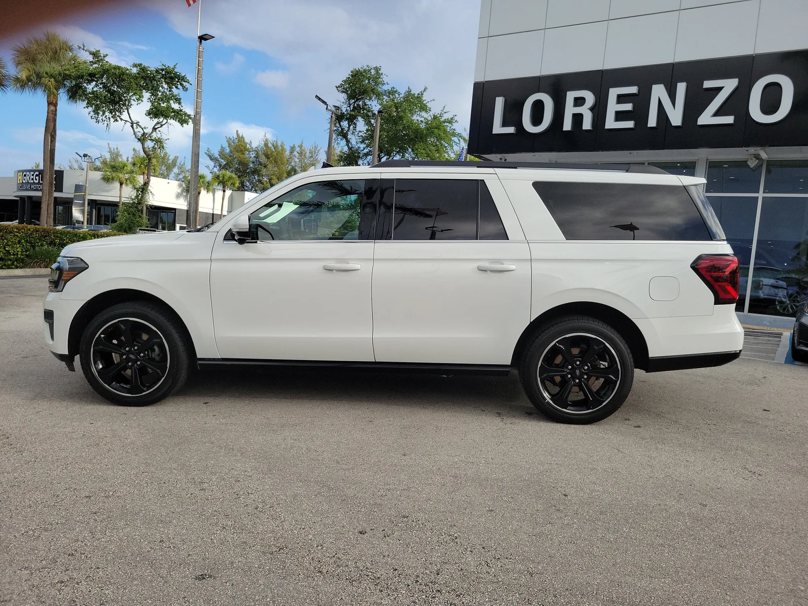 2023 Ford Expedition Max Limited photo 8