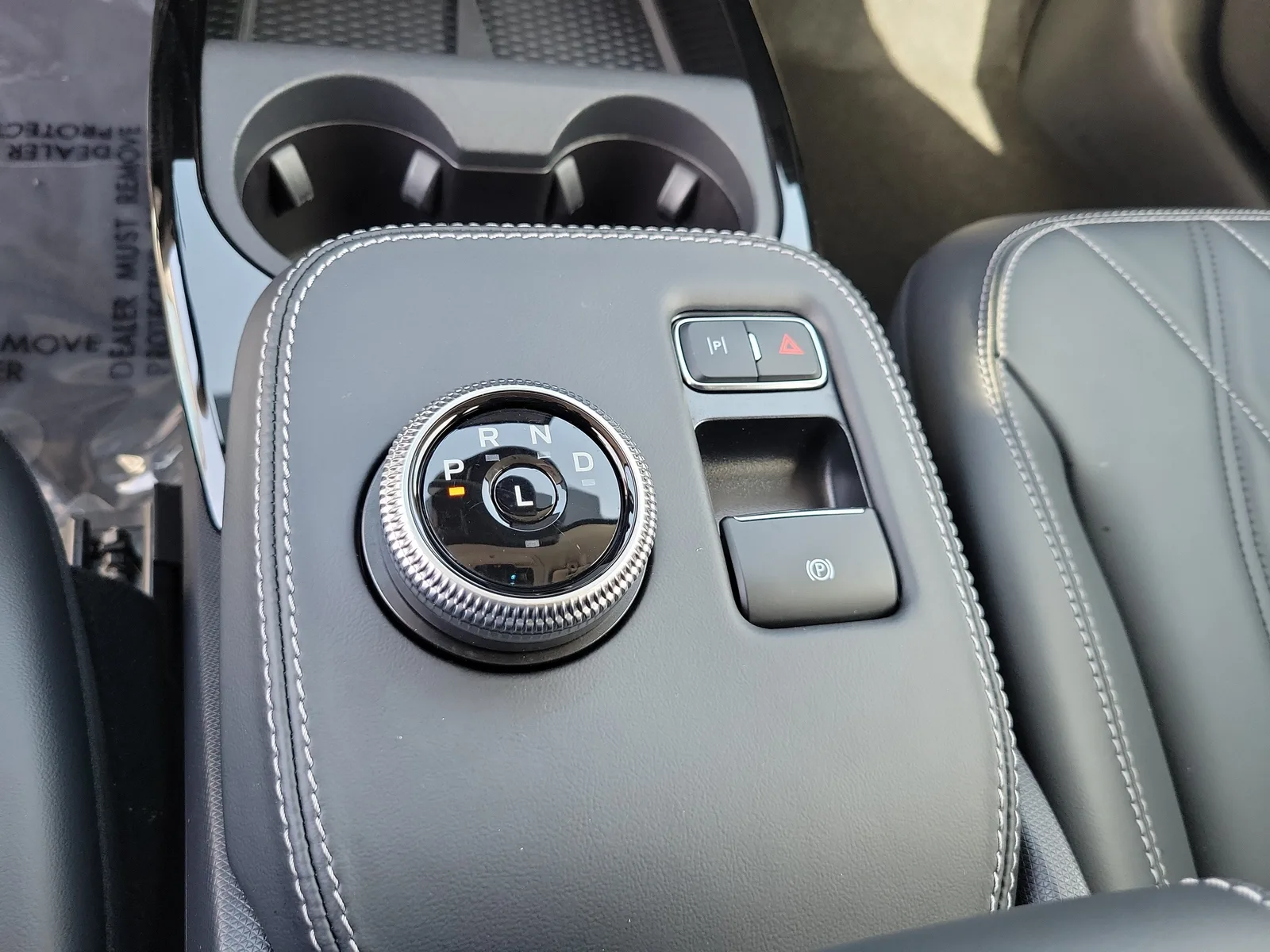 2024 Ford Mustang Mach-E Select photo 25