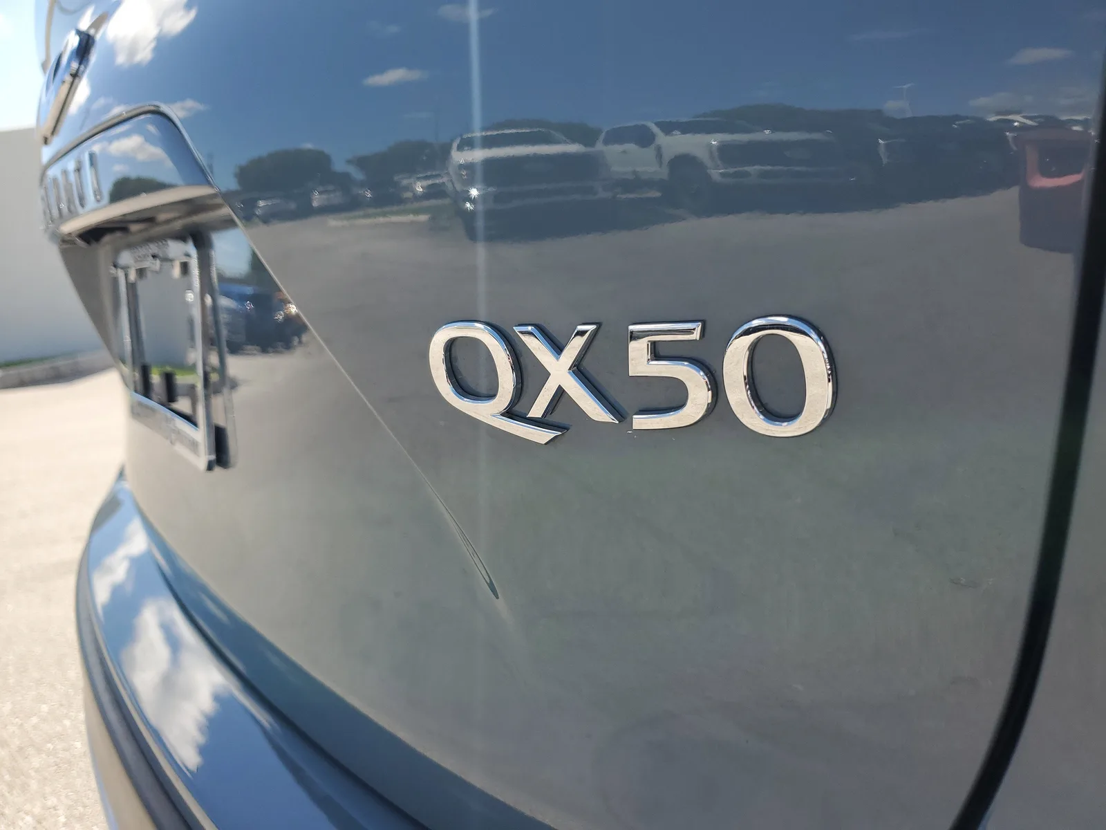 2022 INFINITI QX50 ESSENTIAL photo 29