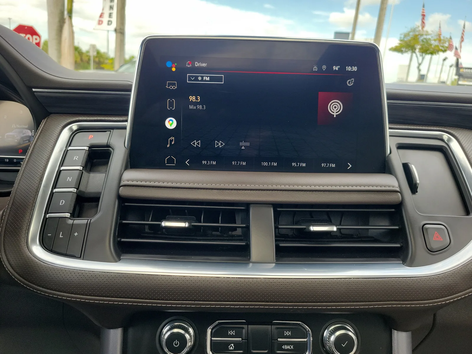 2022 GMC Yukon SLT photo 21