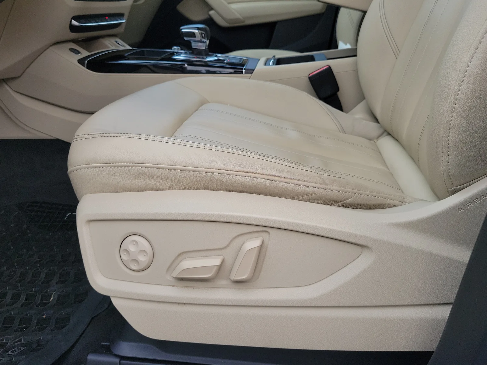 2021 Audi Q5 Premium photo 12