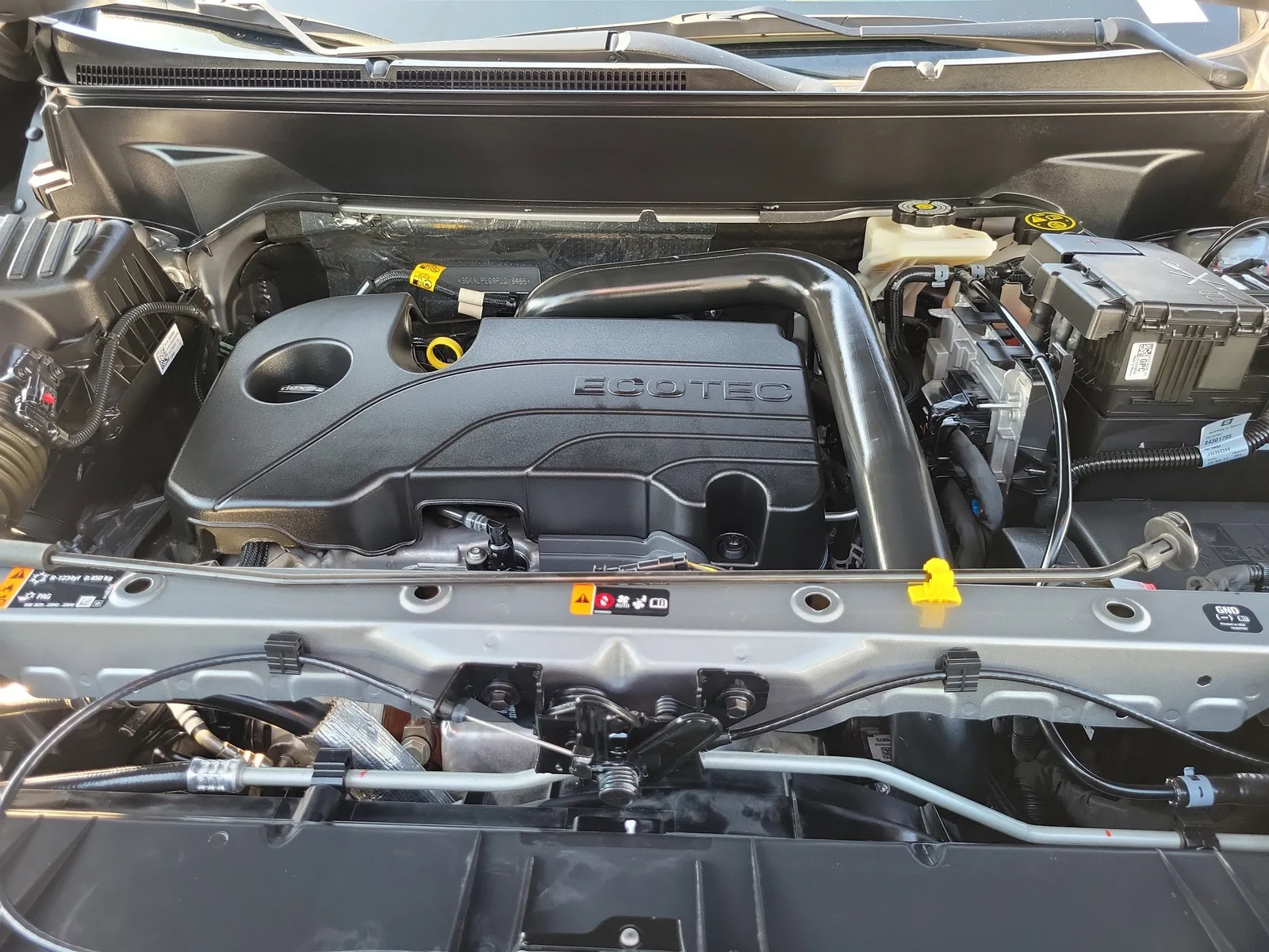 2023 GMC Terrain SLT photo 27