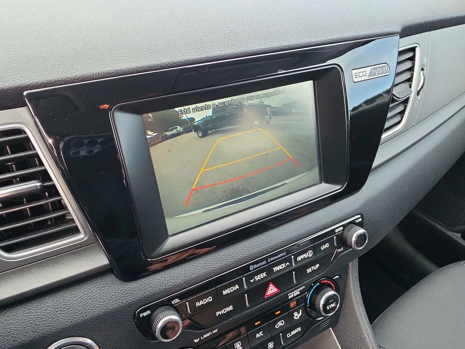 2017 Kia Niro LX photo 7
