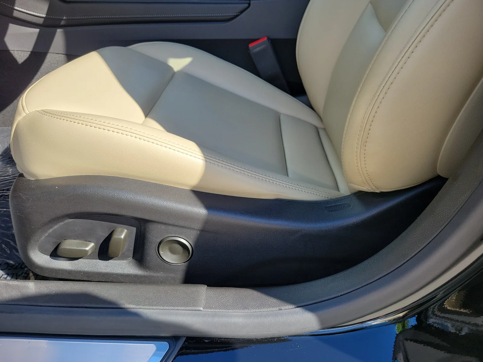 2024 Cadillac CT5 Luxury photo 12