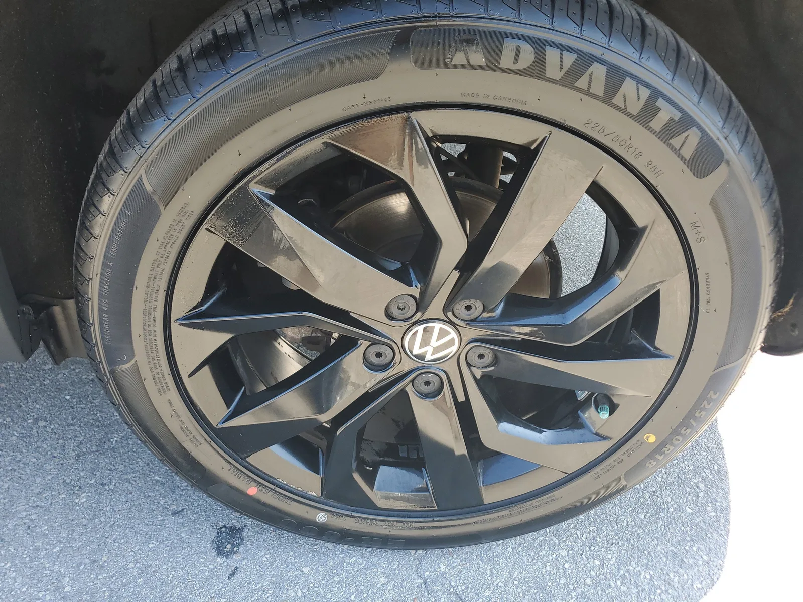 2022 Volkswagen Taos SE photo 29