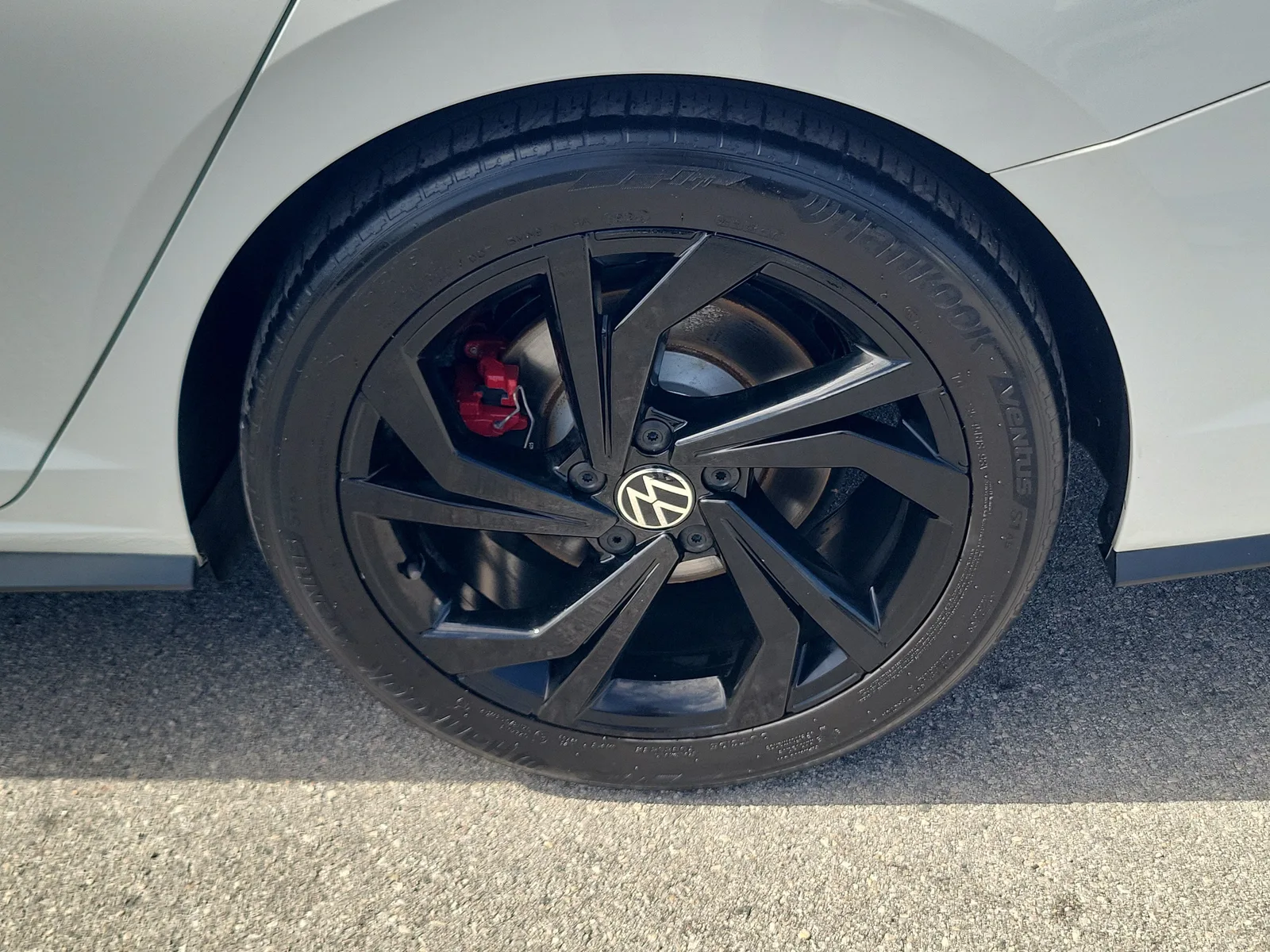 2024 Volkswagen Jetta GLI Autobahn photo 27