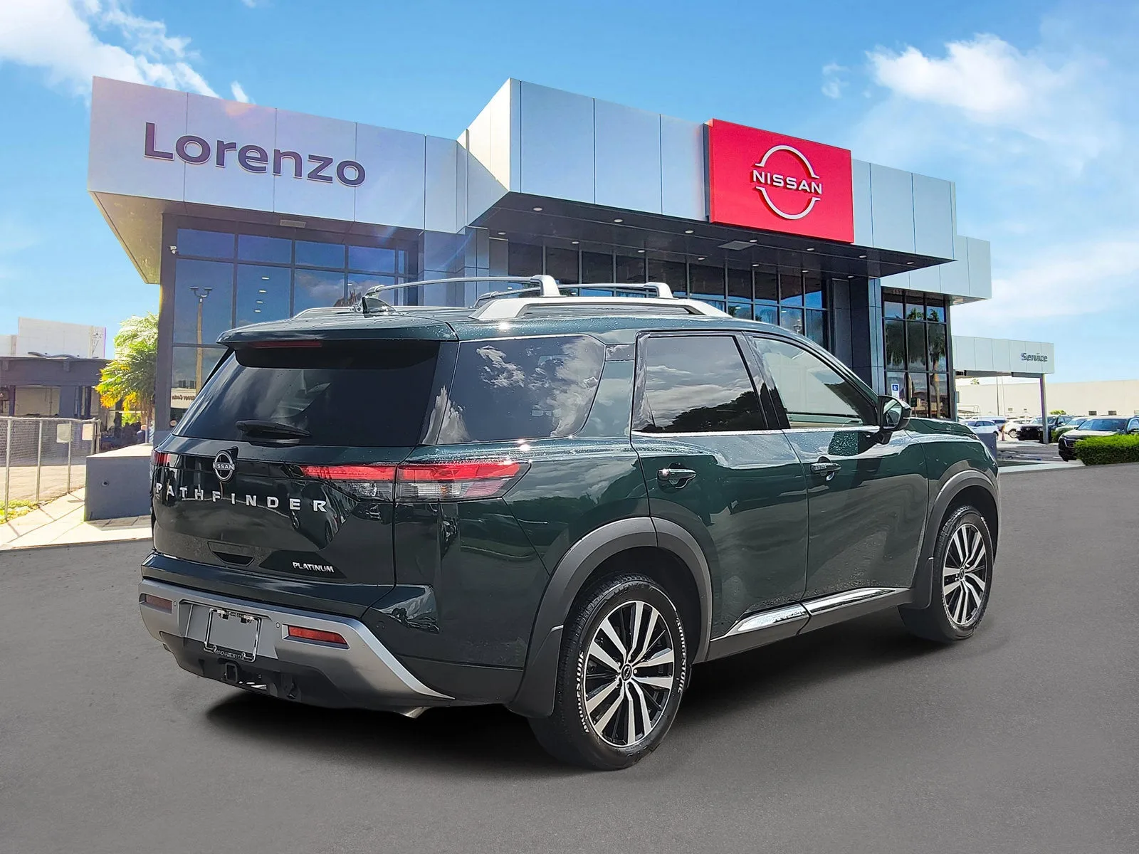 2025 Nissan Pathfinder Platinum photo 4