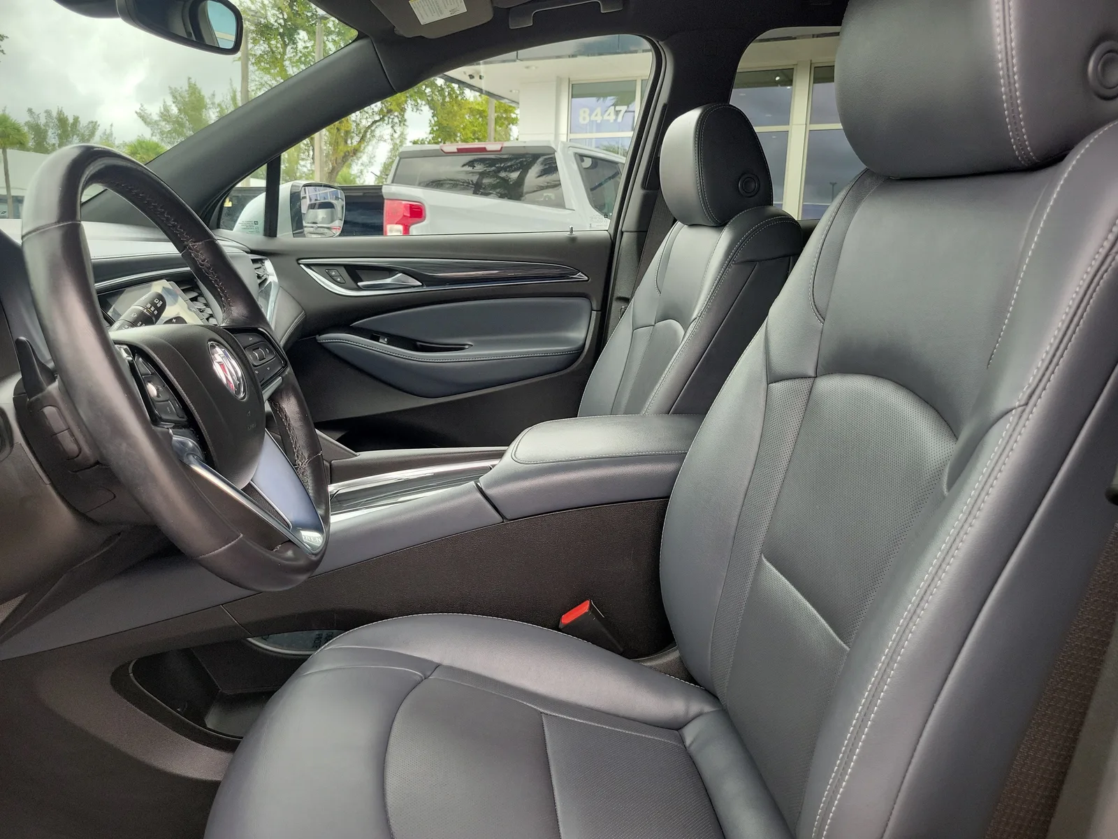 2023 Buick Enclave Essence photo 11