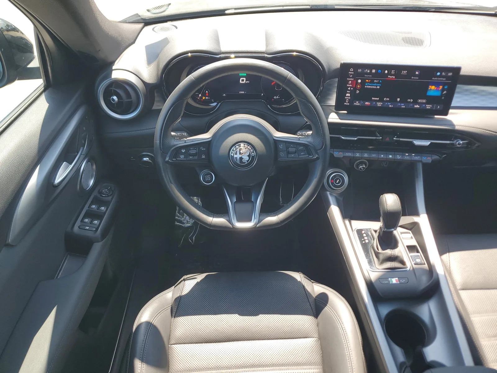 2024 Alfa Romeo Tonale Veloce E4WD photo 21