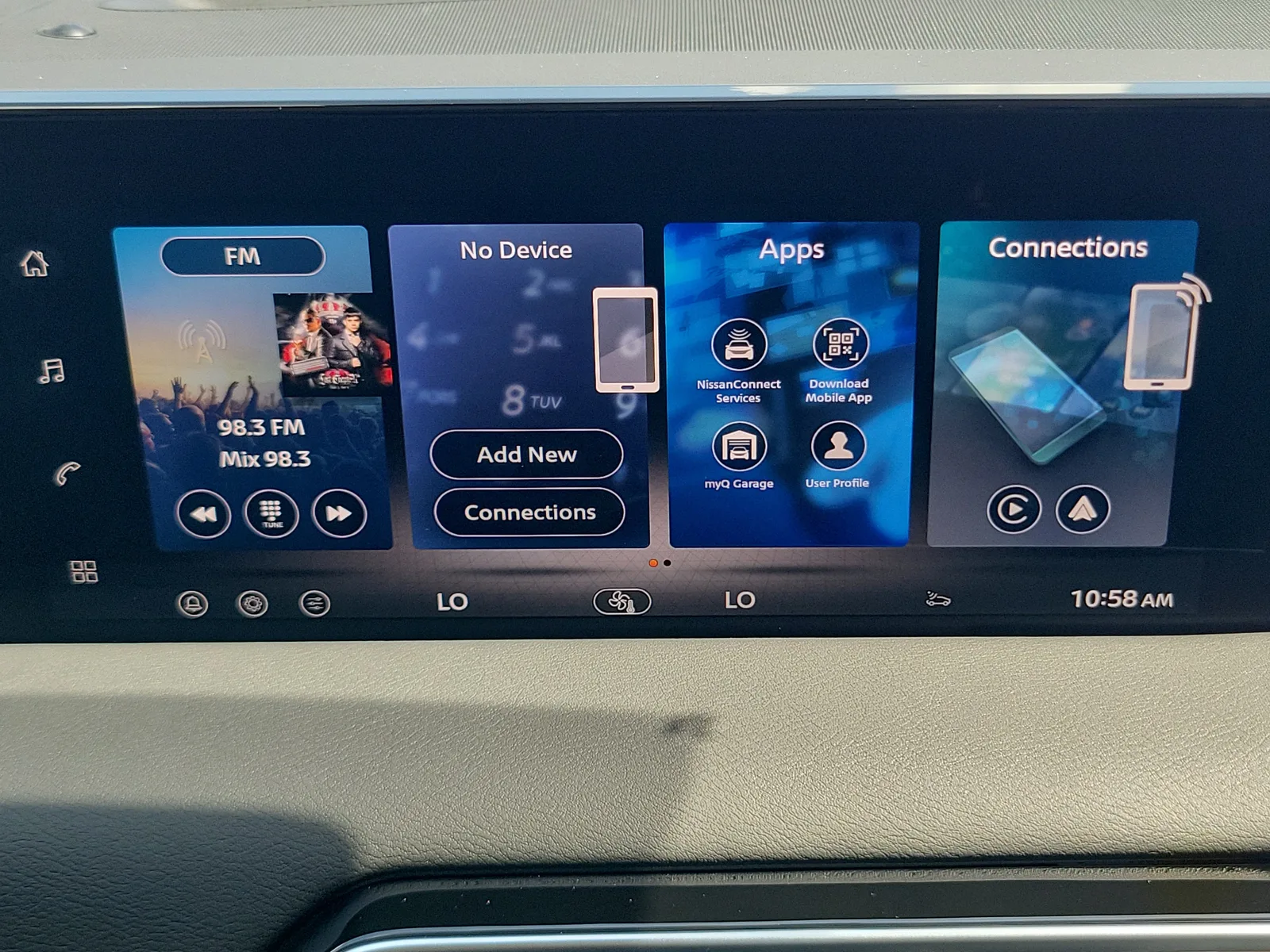 2026 Nissan Armada SV photo 23