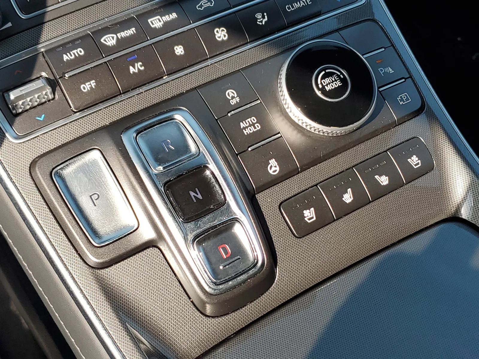 2022 Hyundai Santa Fe Calligraphy photo 31