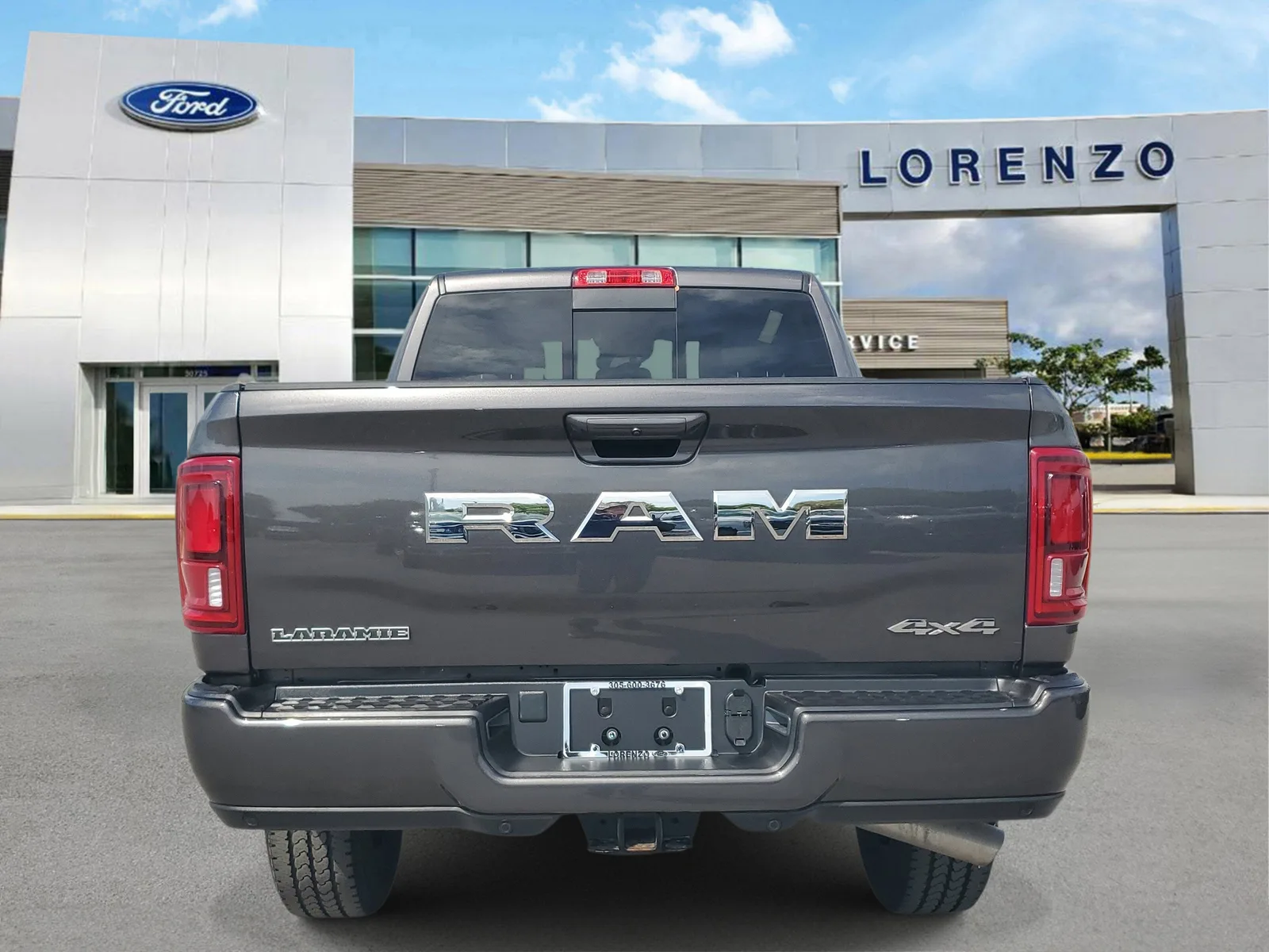 2026 RAM 2500 Laramie 4WD Diesel photo 6