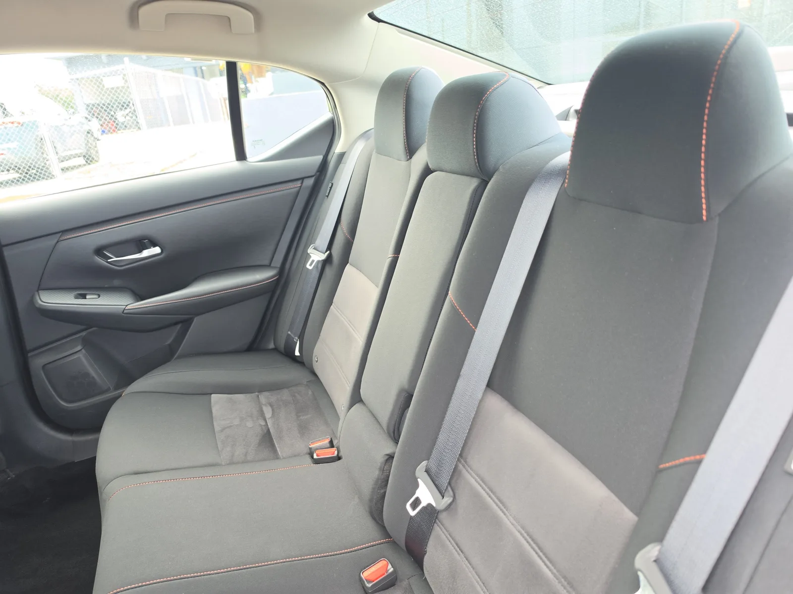2025 Nissan Sentra SR photo 12