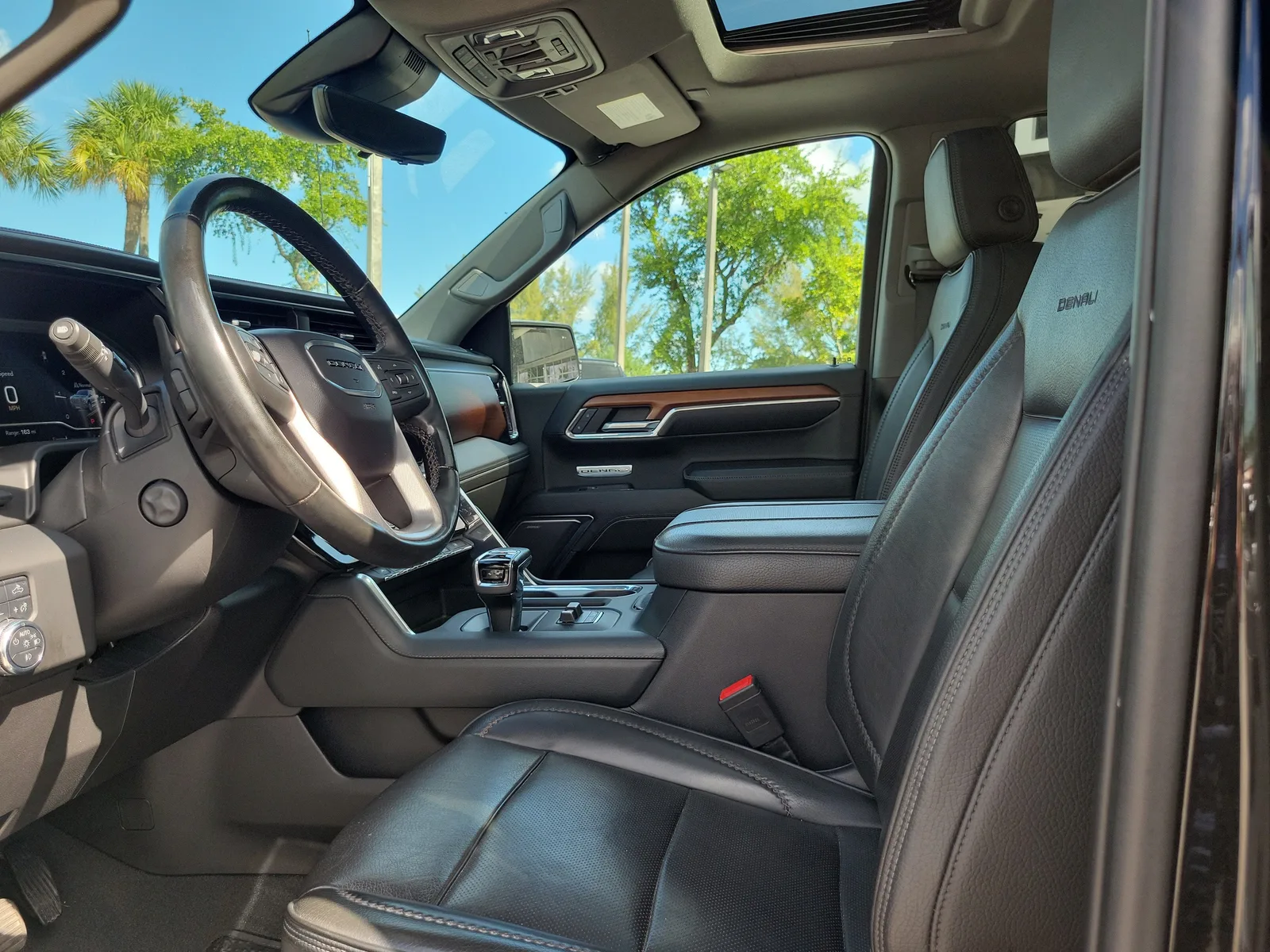 2023 GMC Sierra 1500 Denali photo 12