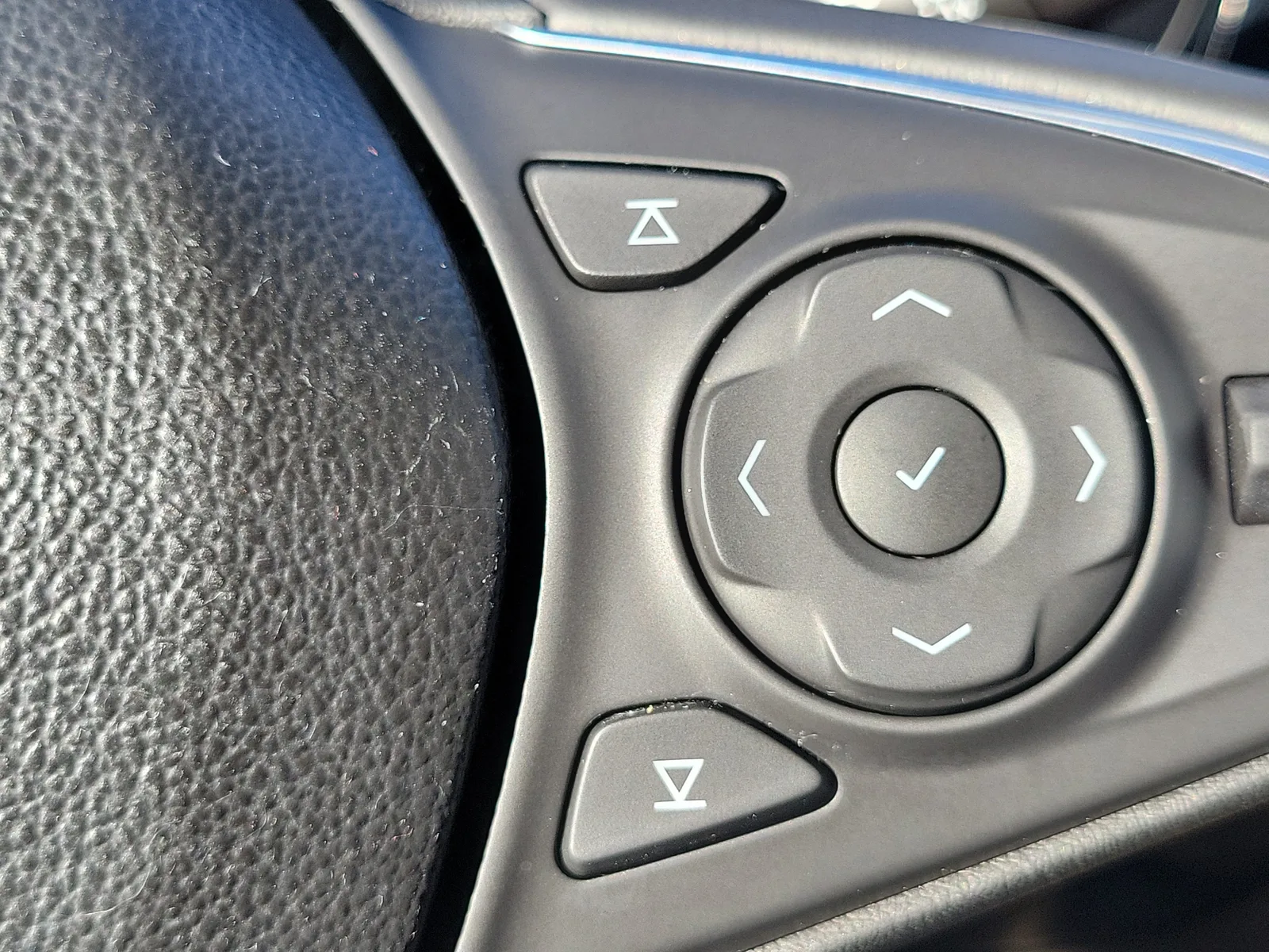 2020 Buick Envision Preferred photo 20