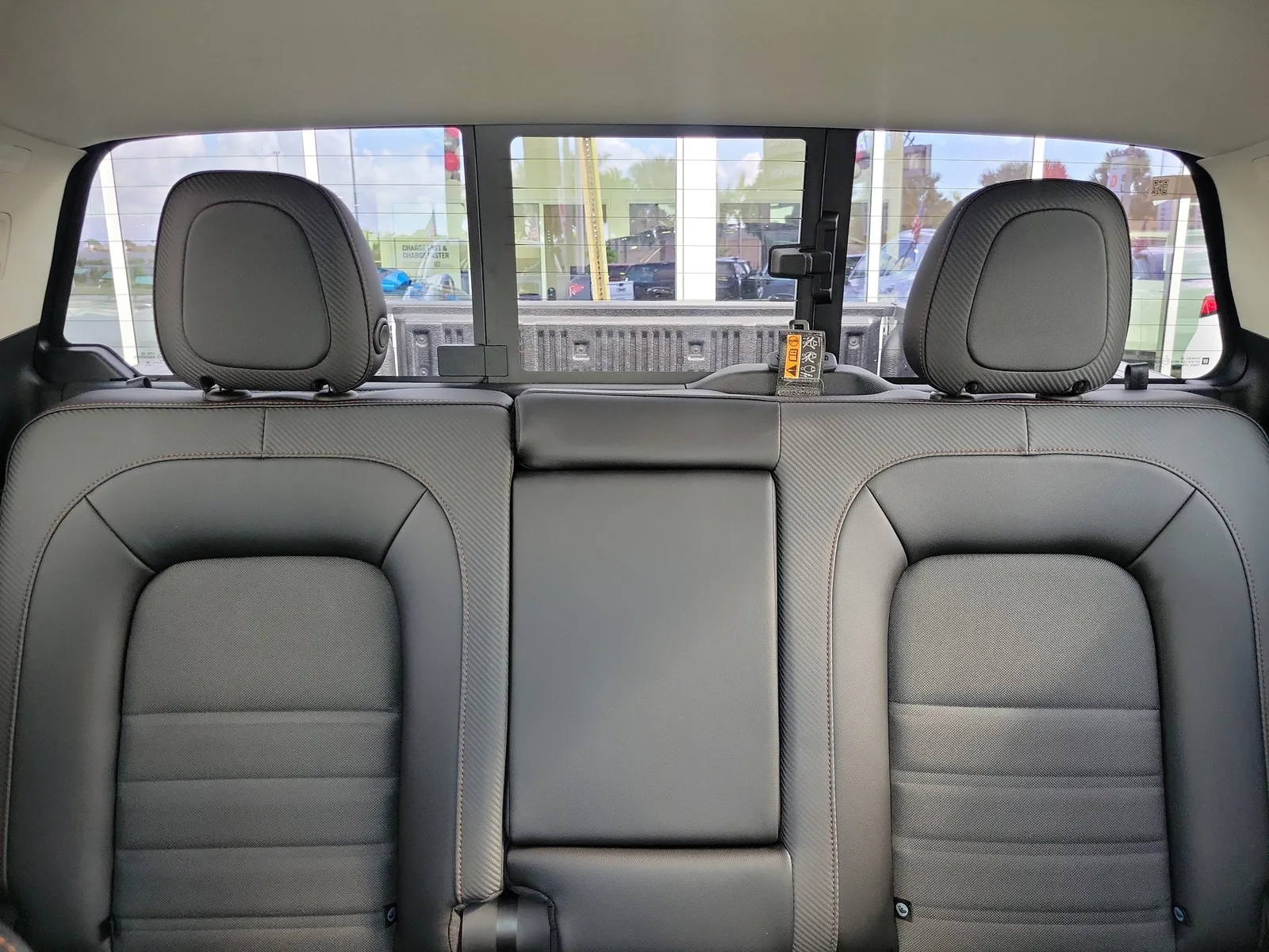 2022 GMC Canyon AT4 - Cloth photo 15