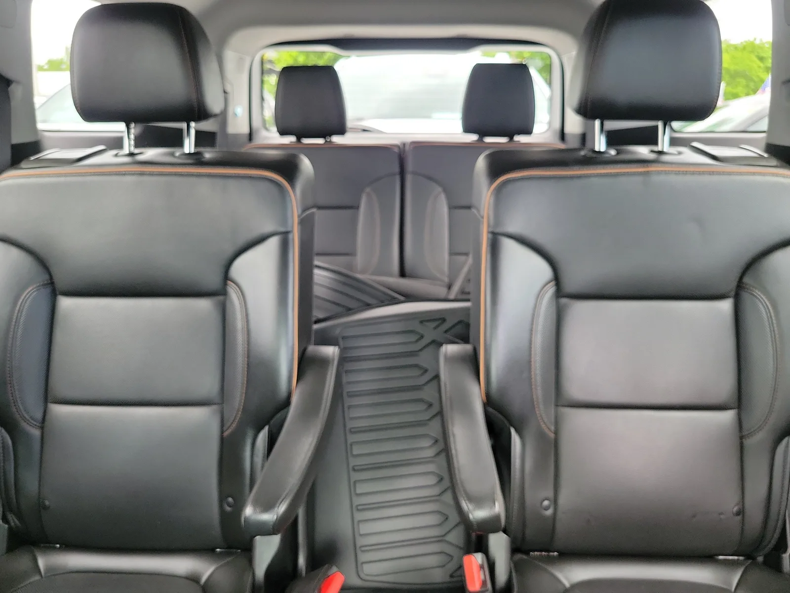 2021 GMC Acadia AT4 photo 16
