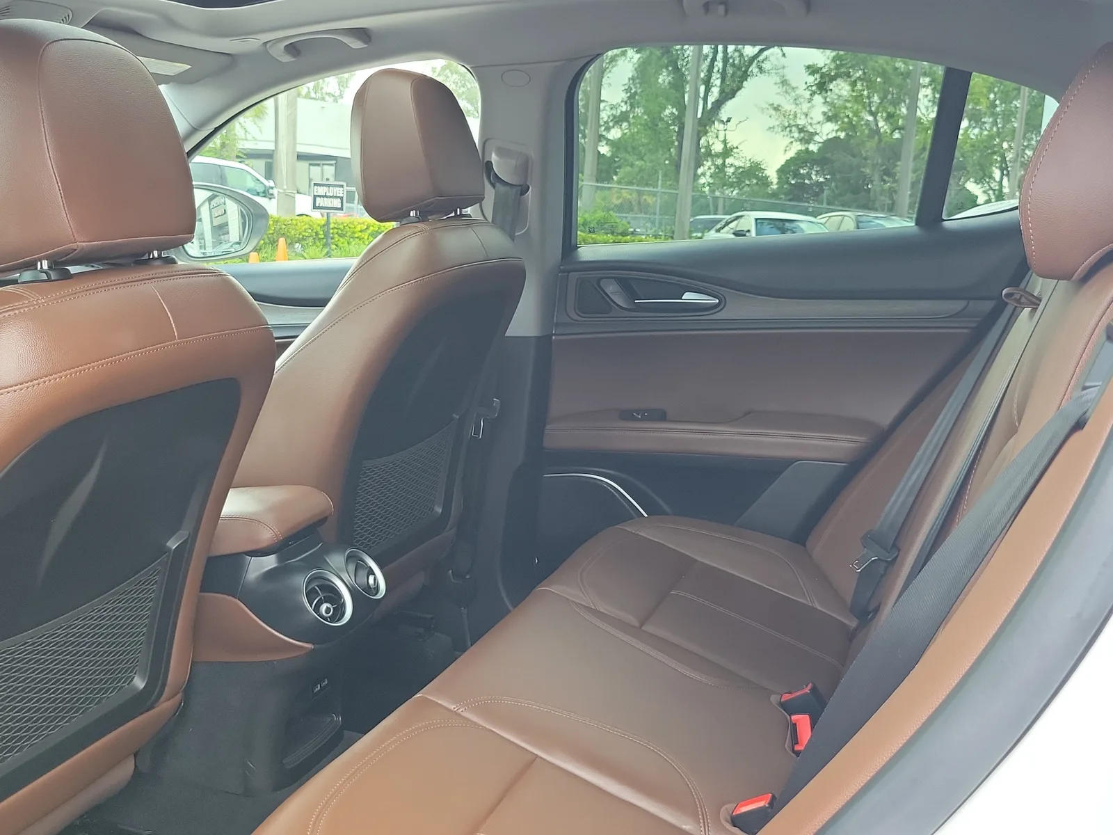 2021 Alfa Romeo Stelvio Ti photo 13