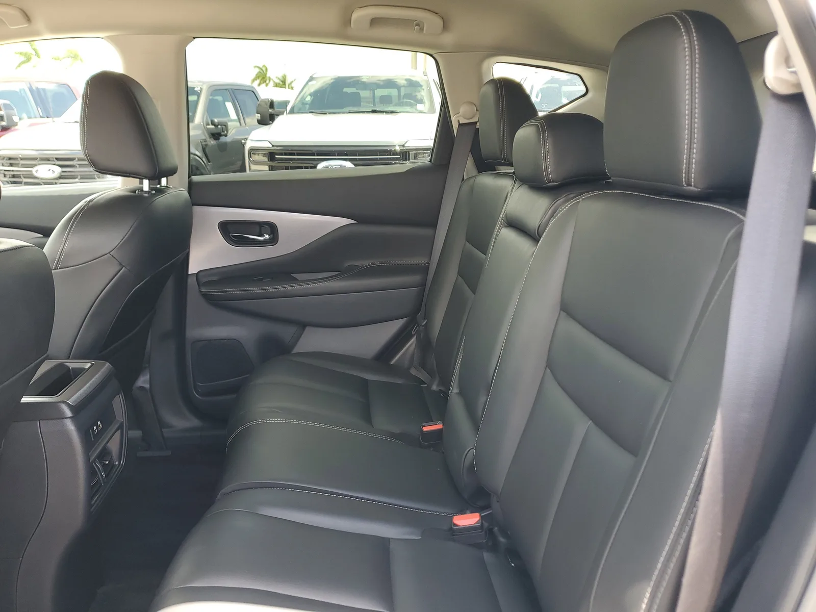2024 Nissan Murano SV photo 12
