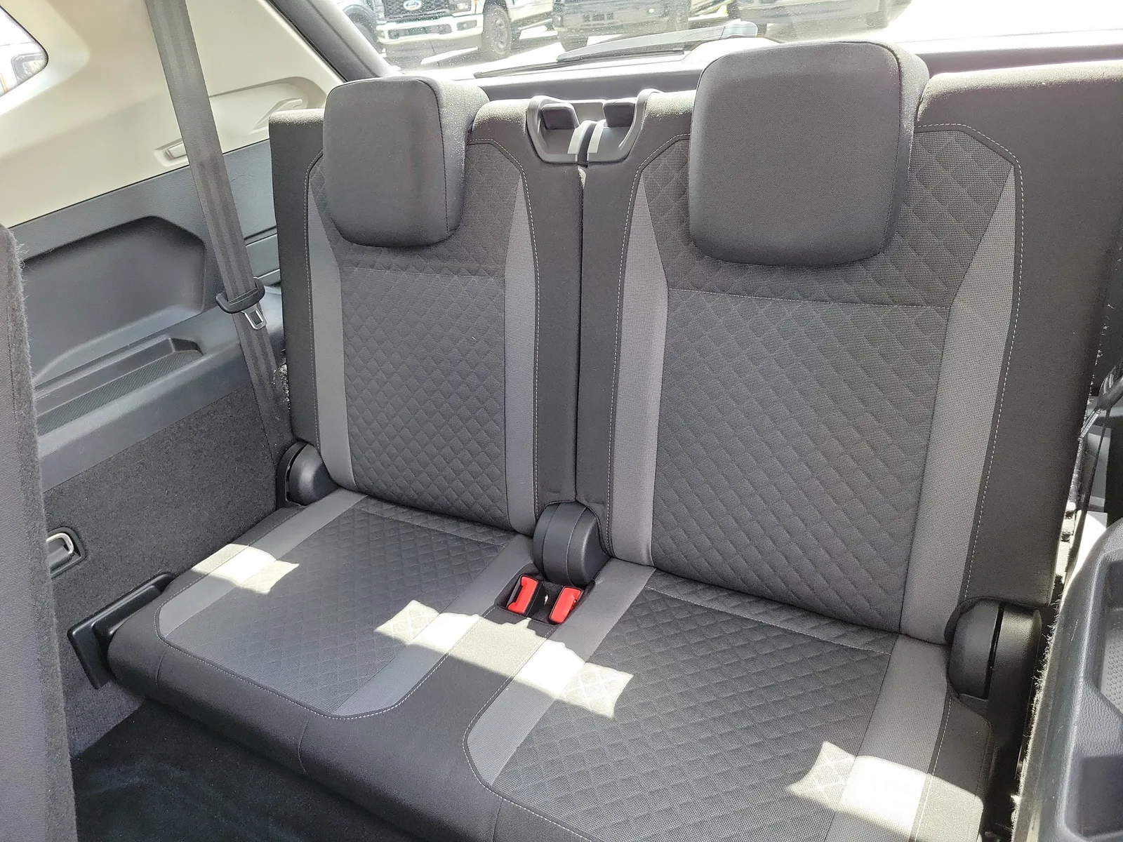 2019 Volkswagen Tiguan S photo 14
