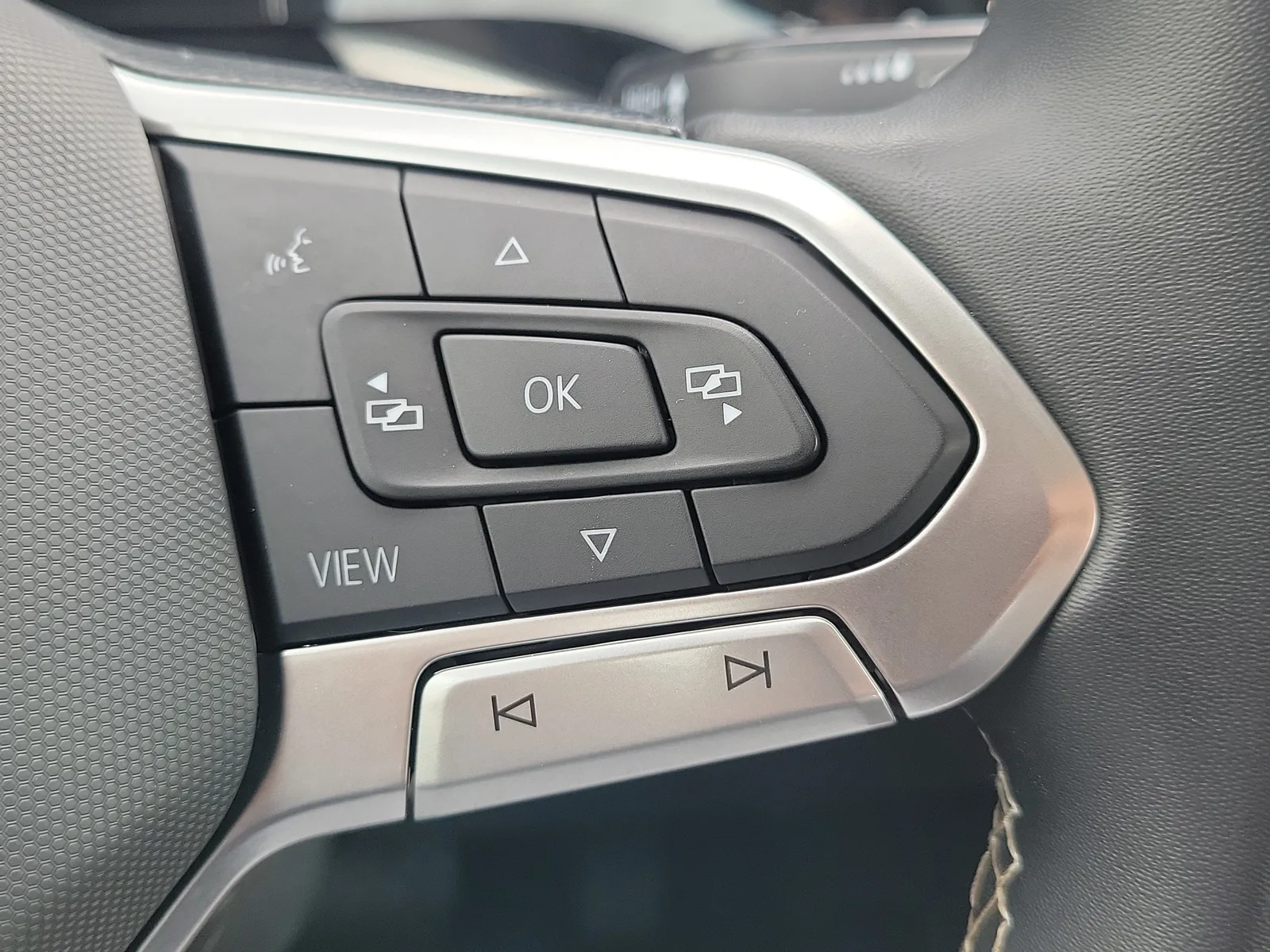 2023 Volkswagen Taos S photo 22