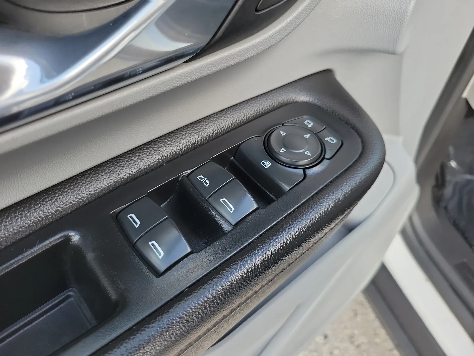 2020 GMC Terrain SLE photo 23