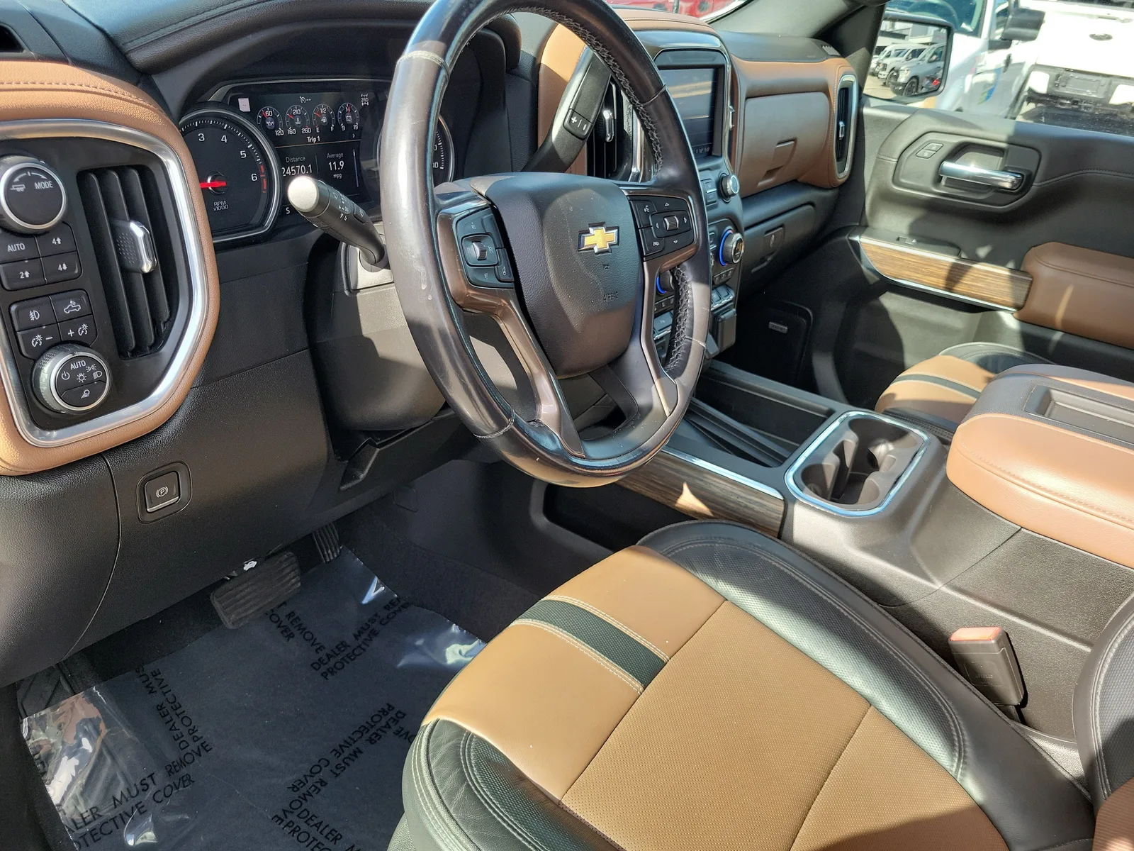 2022 Chevrolet Silverado 1500 LTD High Country photo 9
