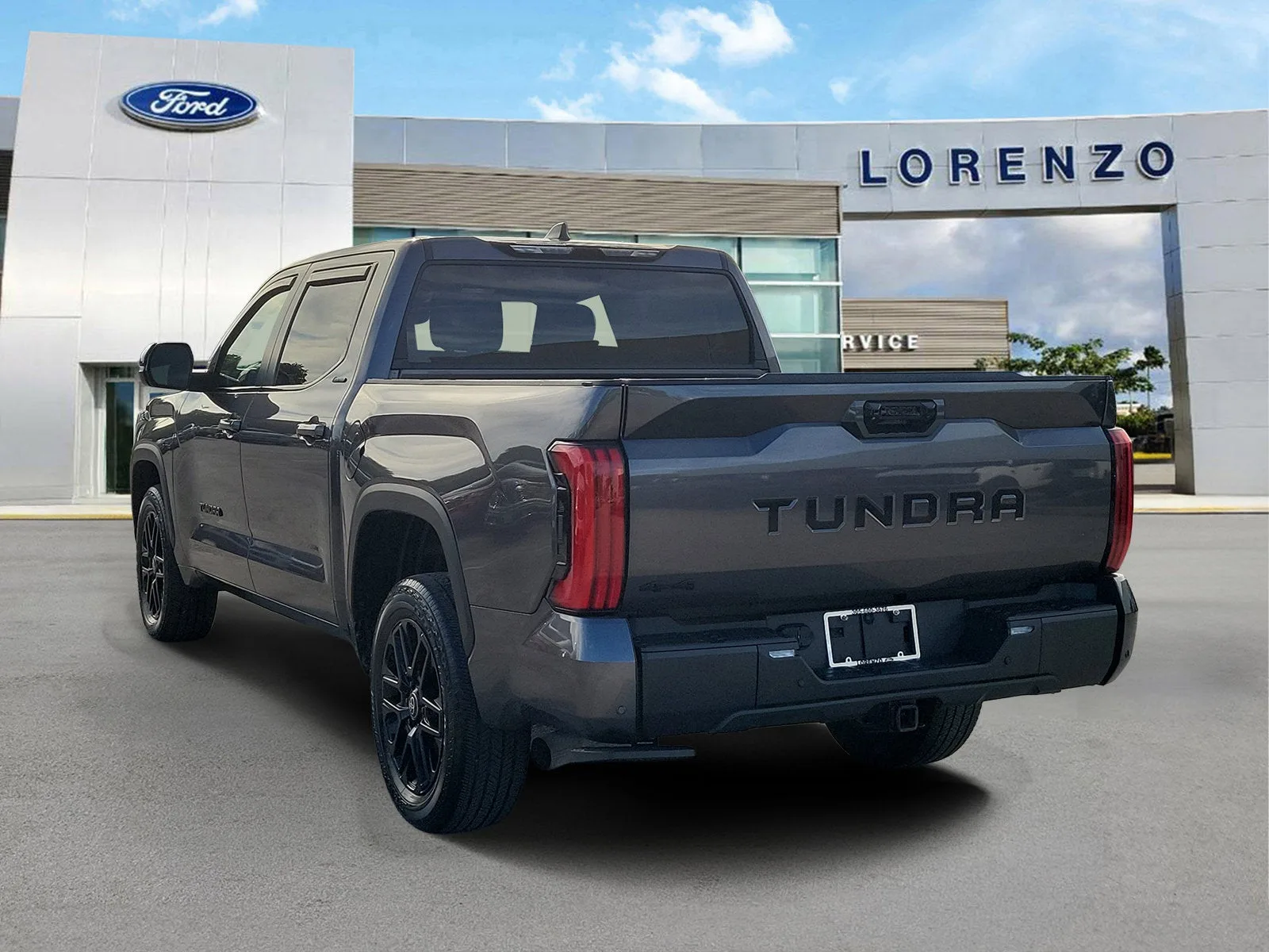 2025 Toyota Tundra 4WD Limited photo 7