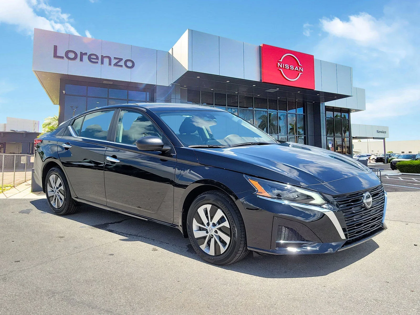 2025 Nissan Altima S photo 3