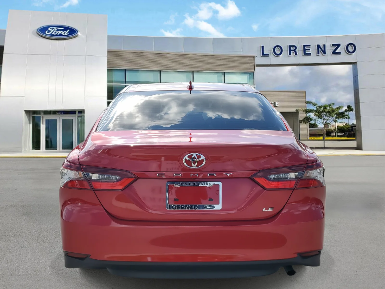 2023 Toyota Camry LE photo 6