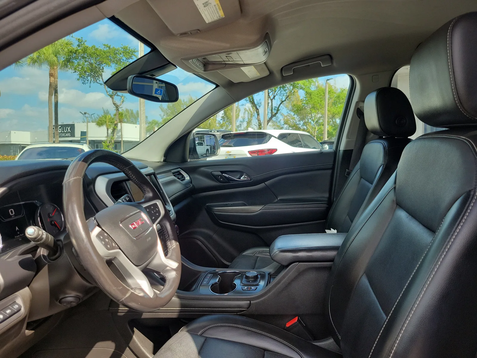 2022 GMC Acadia SLT photo 9