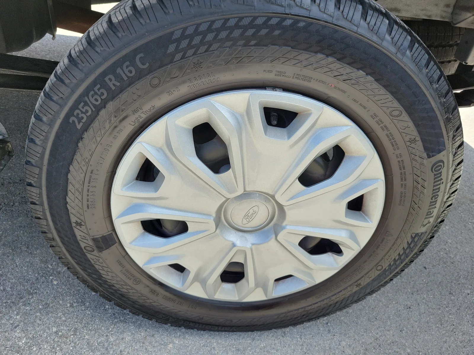 2024 Ford Transit Cargo Van Base photo 29