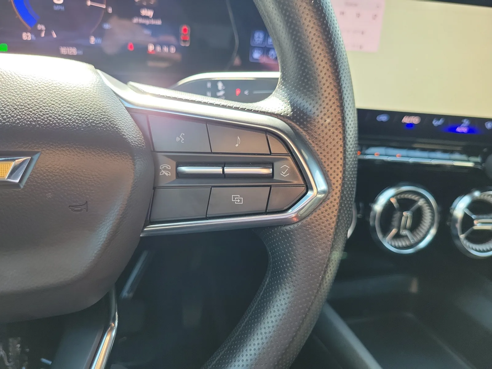2025 Chevrolet Blazer EV LT photo 20