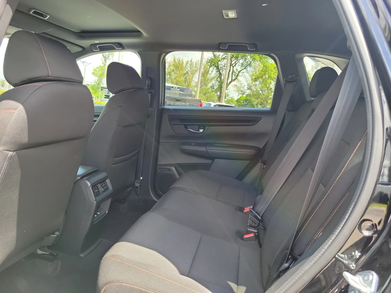 2025 Honda CR-V Hybrid Sport photo 14