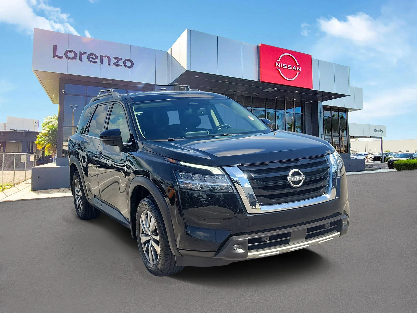 2022 Nissan Pathfinder SL photo 3